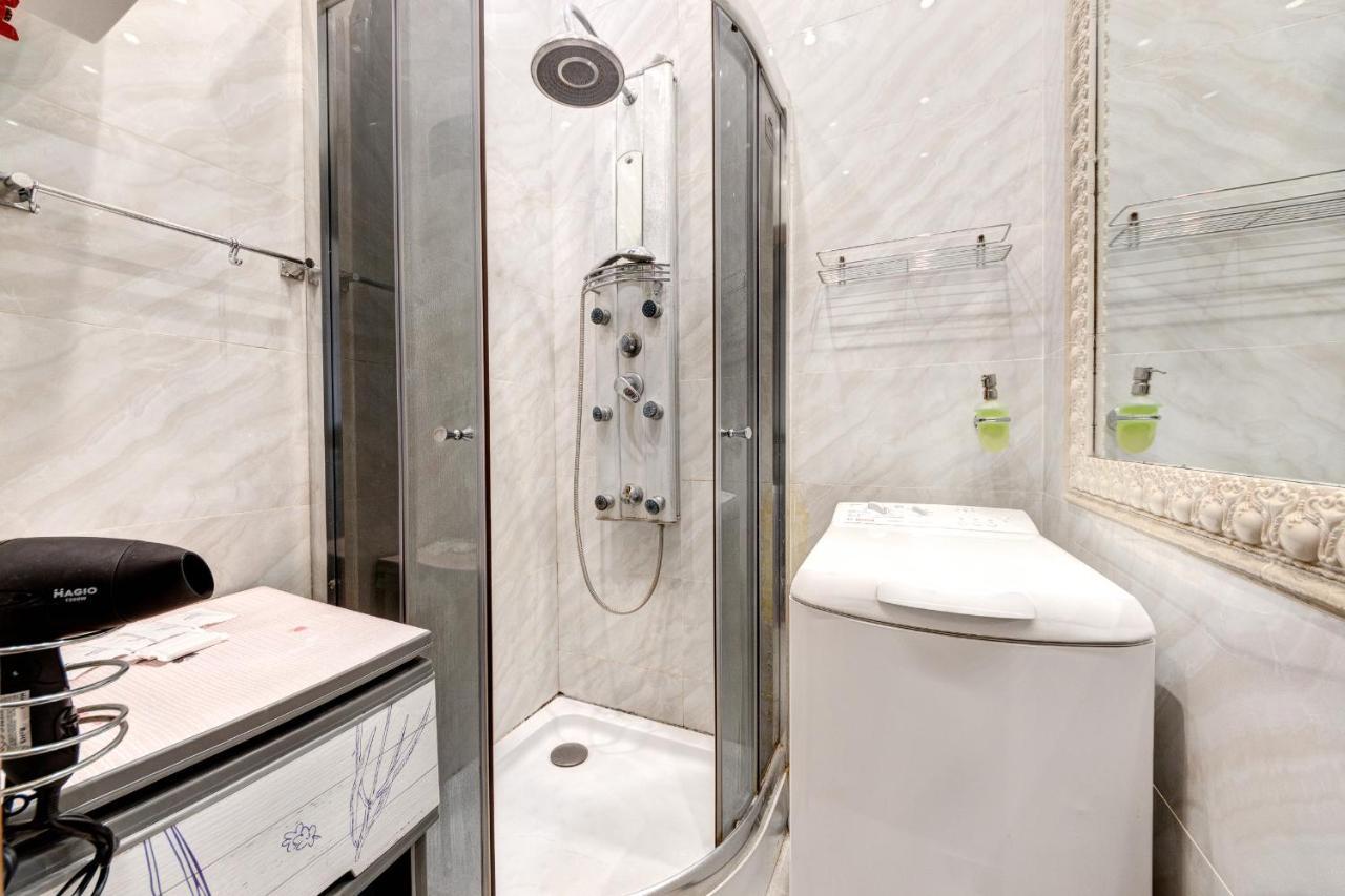Apartments With 3 Rooms Near Palace Ukraine Киев Экстерьер фото