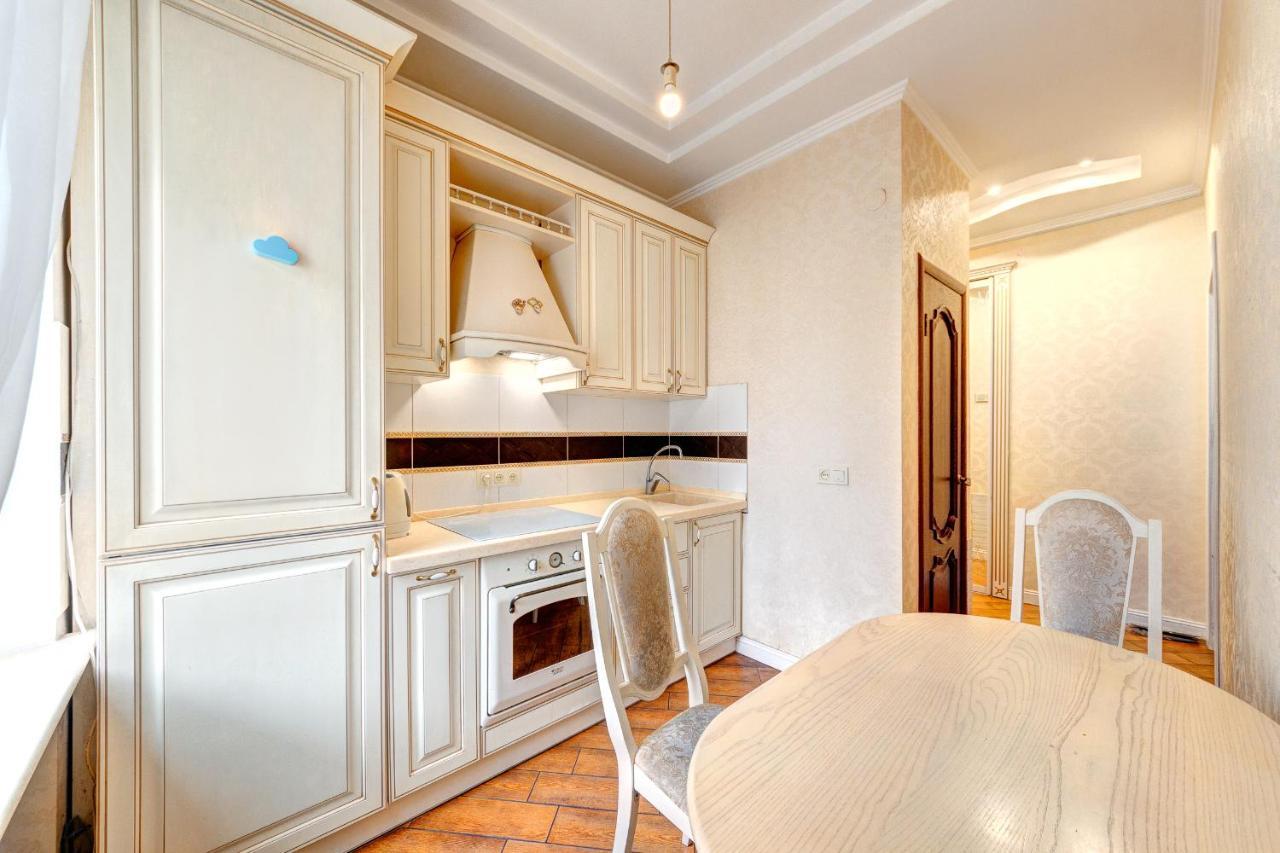Apartments With 3 Rooms Near Palace Ukraine Киев Экстерьер фото